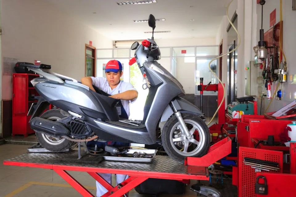 Đội ngũ thợ tại xưởng